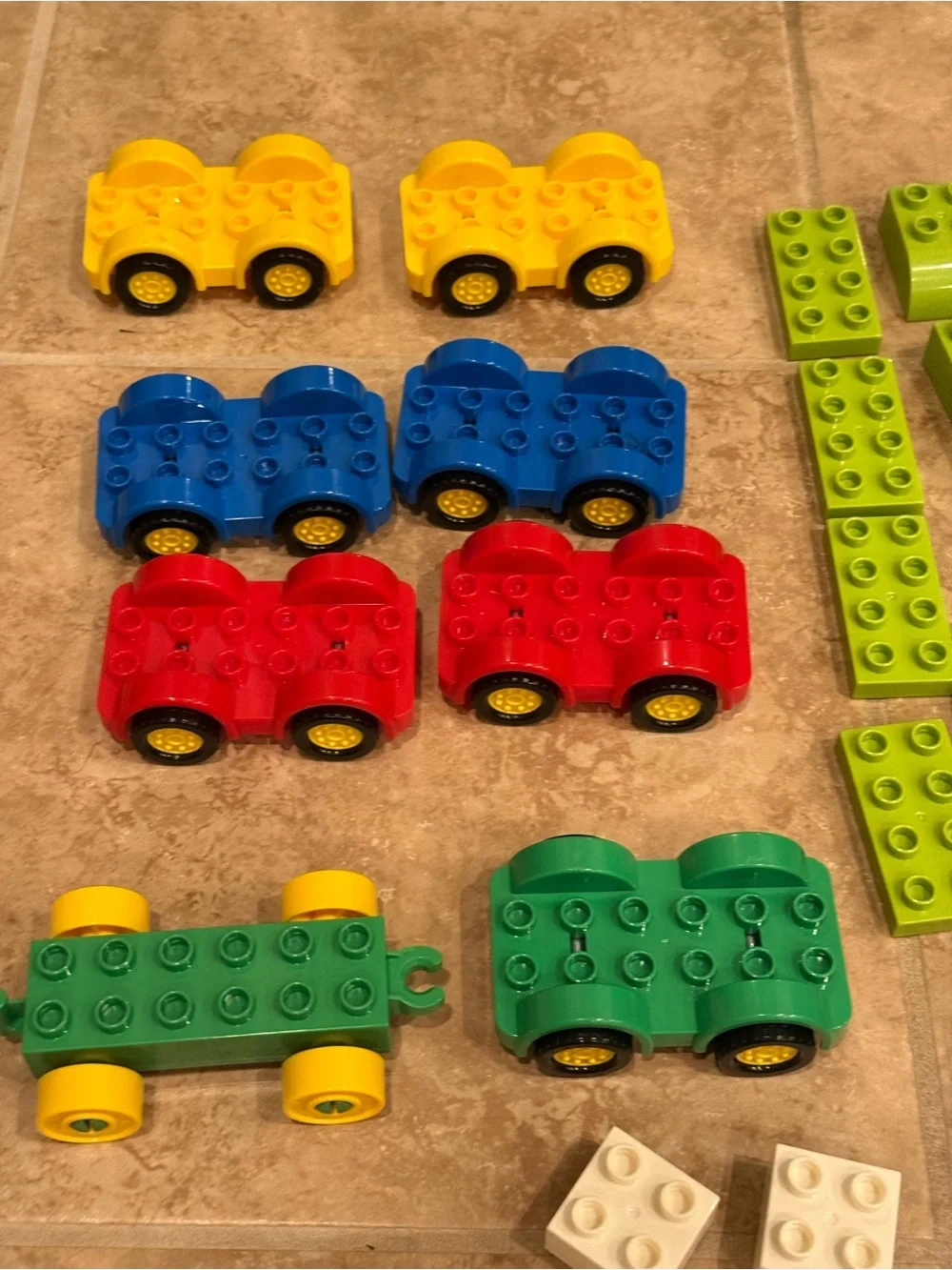 Duplo compatible Lakeshore Learning Jumbo Building Bricks Starter Set 121 pieces